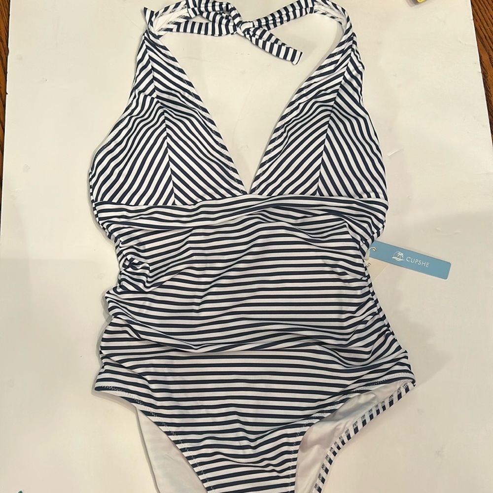 Ladies swimsuit